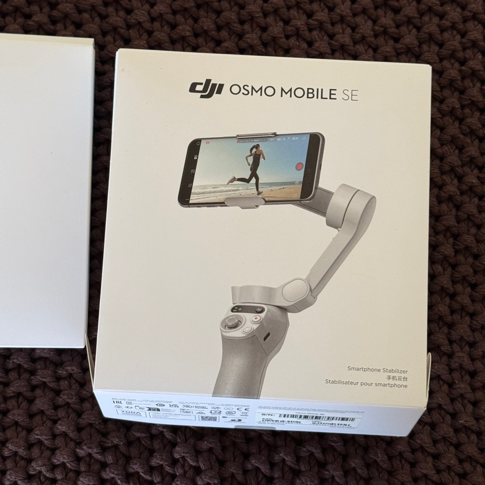DJI Osmo Mobile SE in New condition | Light Gray/White